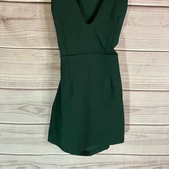 Superdown Mia Mini Dress In Green - Picture 9 of 15